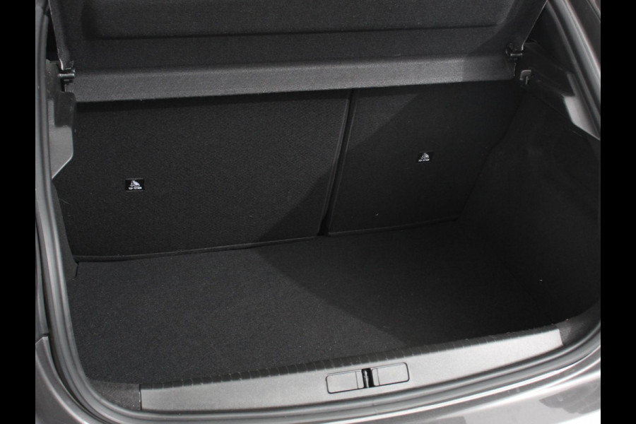 Peugeot 208 1.2 100pk Turbo Allure Pack Navigatie Camera Climate Control Digitale Cockpit Parkeer Sensoren Dab Led Lichtmetalen Velgen Cruise Control Led