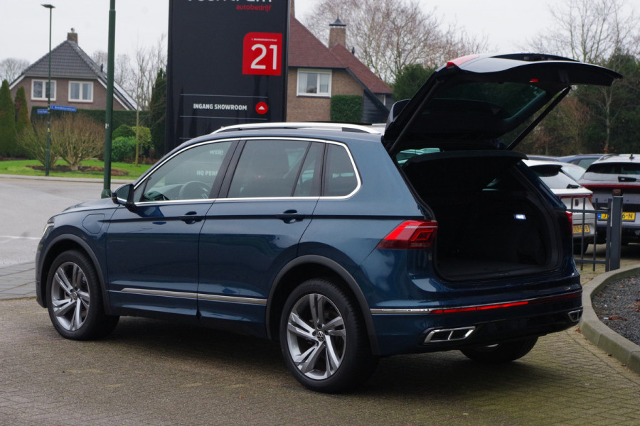 Volkswagen Tiguan 1.4 TSI eHybrid 245 PK R-Line BNS+, Panoramadak, Leder, Matrix-LED, Adap. Cruise Control