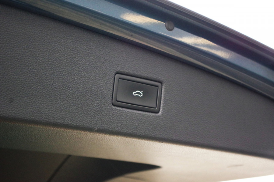 Volkswagen Tiguan 1.4 TSI eHybrid 245 PK R-Line BNS+, Panoramadak, Leder, Matrix-LED, Adap. Cruise Control