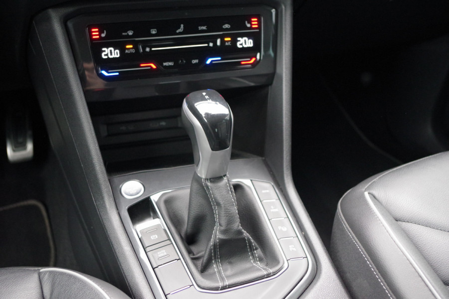 Volkswagen Tiguan 1.4 TSI eHybrid 245 PK R-Line BNS+, Panoramadak, Leder, Matrix-LED, Adap. Cruise Control