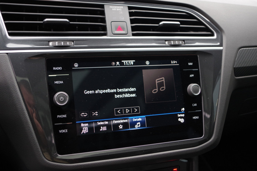 Volkswagen Tiguan 1.4 TSI eHybrid 245 PK R-Line BNS+, Panoramadak, Leder, Matrix-LED, Adap. Cruise Control