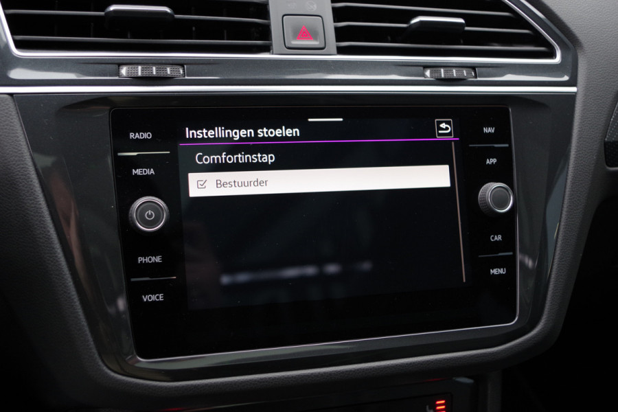 Volkswagen Tiguan 1.4 TSI eHybrid 245 PK R-Line BNS+, Panoramadak, Leder, Matrix-LED, Adap. Cruise Control