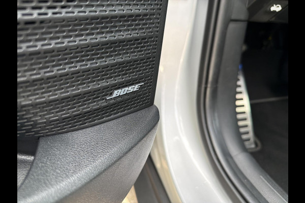 Hyundai Bayon 1.0 T-GDI Premium Incl. Stoel en stuurverwarming | BOSE Audiosysteem | Navigatie