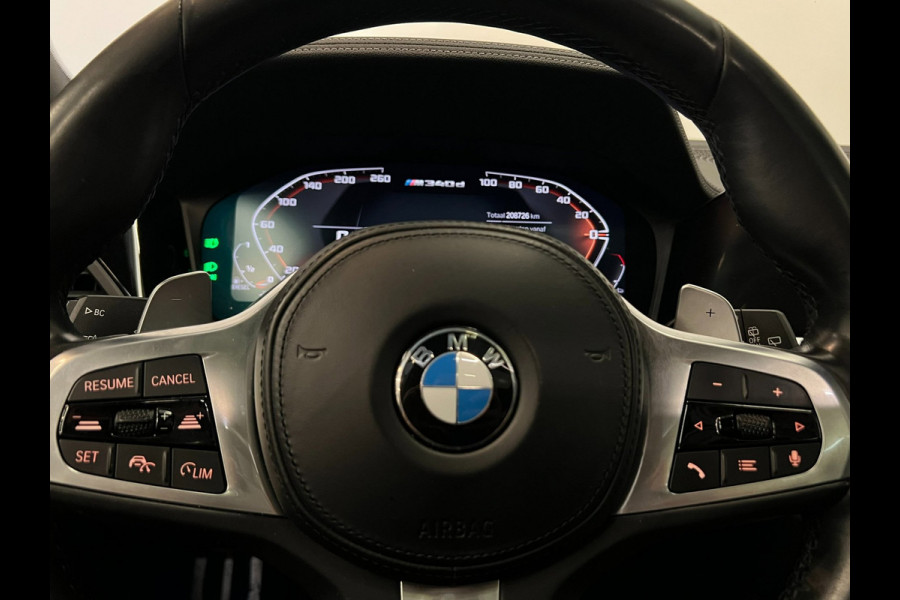 BMW 3 Serie Touring M340d xDrive / BTW / Pano / Harman / Memory