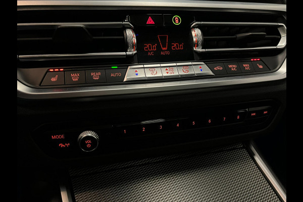 BMW 3 Serie Touring M340d xDrive / BTW / Pano / Harman / Memory