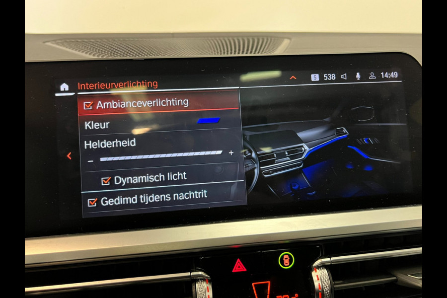 BMW 3 Serie Touring M340d xDrive / BTW / Pano / Harman / Memory