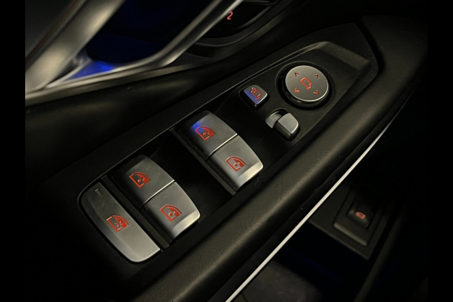 BMW 3 Serie Touring M340d xDrive / BTW / Pano / Harman / Memory