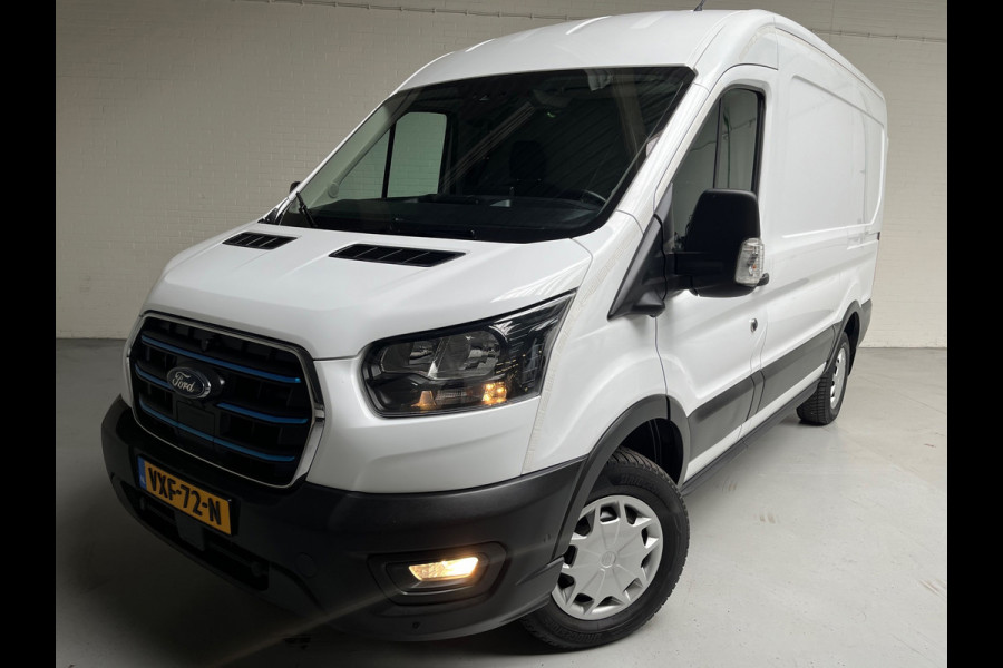 Ford E-Transit SERVICEWAGEN ELEKTRISCH 350 L2H2 Trend 68 kWh BOTT INRICHTING, V230 OMVORMER, LUXE UITVOERING, RIJKLAARPRIJS!