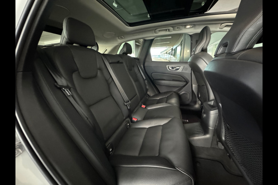 Volvo XC60 2.0 T8 Plug-in hybrid AWD Plus Bright Pano|Memory