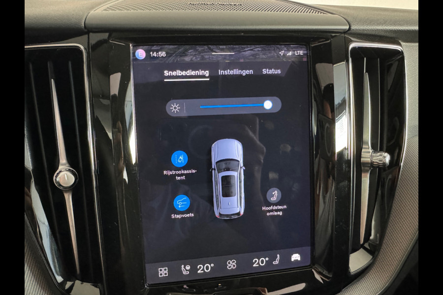 Volvo XC60 2.0 T8 Plug-in hybrid AWD Plus Bright Pano|Memory