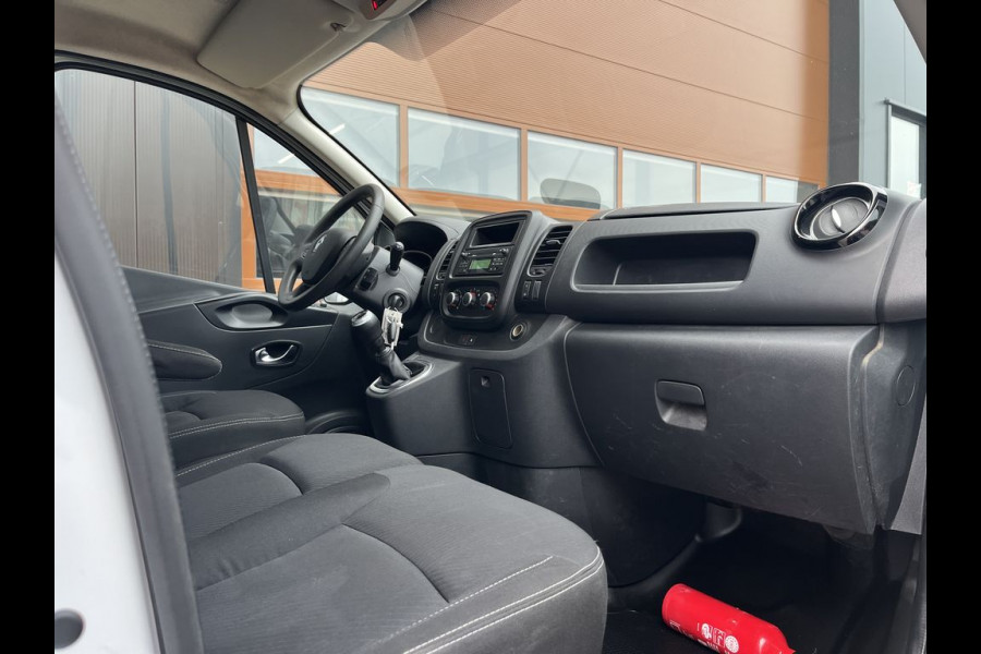 Renault Trafic 2.0 dCi E6 120pk Comfort 3p Lease €236 p/m, Airco, PDC, Cruise controle, Onderhoudshistorie aanwezig