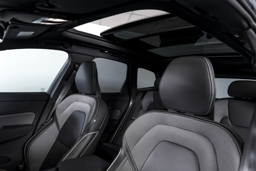 Volvo XC60 2.0 T6 Plug-in hybrid AWD Ultra Black Edition | S/K Panodak | Head-up | 360 Camera | Harman/Kardon | Dig. Cockpit | Adapt. Cruise | Stoel-+Stuurverw. | NAV+App.Connect | ECC | LM 21" | 1508