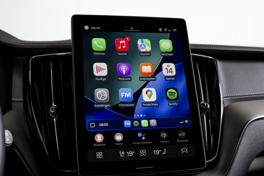 Volvo XC60 2.0 T6 Plug-in hybrid AWD Ultra Black Edition | S/K Panodak | Head-up | 360 Camera | Harman/Kardon | Dig. Cockpit | Adapt. Cruise | Stoel-+Stuurverw. | NAV+App.Connect | ECC | LM 21" | 1508