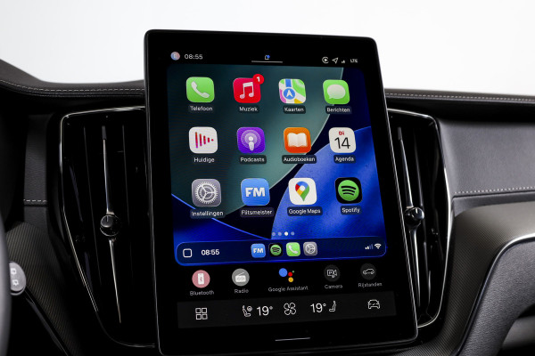 Volvo XC60 2.0 T6 Plug-in hybrid AWD Ultra Black Edition | S/K Panodak | Head-up | 360 Camera | Harman/Kardon | Dig. Cockpit | Adapt. Cruise | Stoel-+Stuurverw. | NAV+App.Connect | ECC | LM 21" | 1508