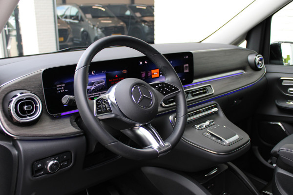 Mercedes-Benz Eqv 300 L2 / AMG / Panorama / 7-Persoons / Burmester / Electr Stoelen / Vol Opties / NIEUWSTAAT