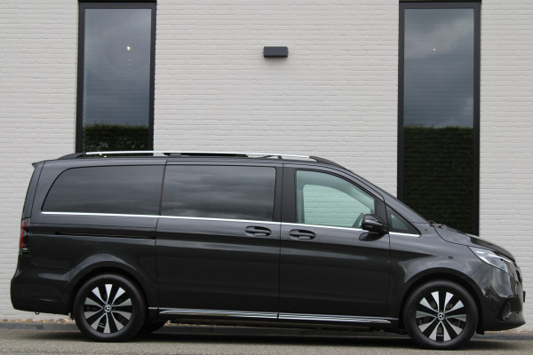 Mercedes-Benz Eqv 300 L2 / AMG / Panorama / 7-Persoons / Burmester / Electr Stoelen / Vol Opties / NIEUWSTAAT