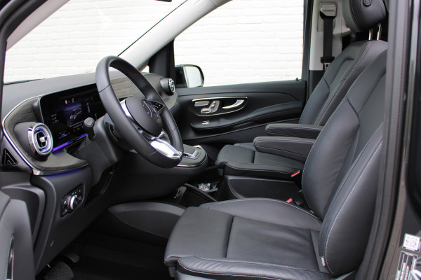 Mercedes-Benz Eqv 300 L2 / AMG / Panorama / 7-Persoons / Burmester / Electr Stoelen / Vol Opties / NIEUWSTAAT