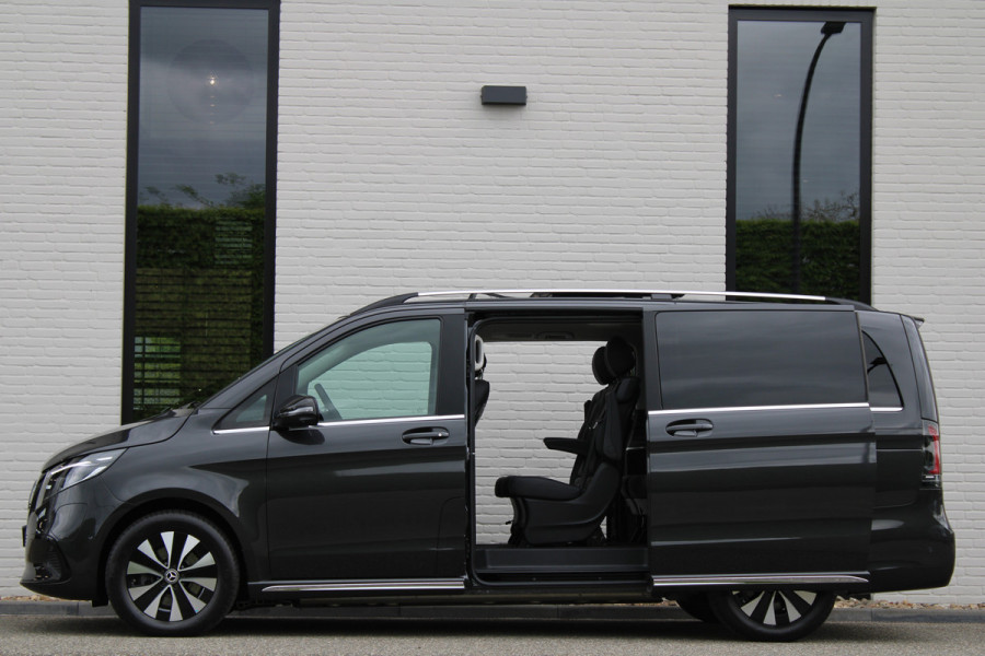 Mercedes-Benz Eqv 300 L2 / AMG / Panorama / 7-Persoons / Burmester / Electr Stoelen / Vol Opties / NIEUWSTAAT