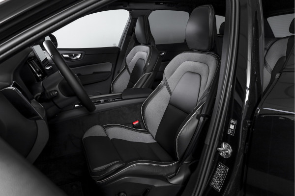 Volvo XC60 2.0 T6 Plug-in hybrid AWD Ultra Black Edition | S/K Panodak | Head-up | 360 Camera | Harman/Kardon | Dig. Cockpit | Adapt. Cruise | Stoel-+Stuurverw. | NAV+App.Connect | ECC | LM 21" | 0630