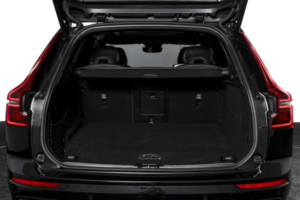 Volvo XC60 2.0 T6 Plug-in hybrid AWD Ultra Black Edition | S/K Panodak | Head-up | 360 Camera | Harman/Kardon | Dig. Cockpit | Adapt. Cruise | Stoel-+Stuurverw. | NAV+App.Connect | ECC | LM 21" | 0630