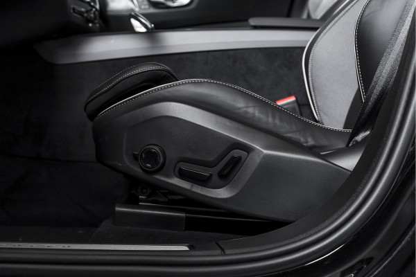 Volvo XC60 2.0 T6 Plug-in hybrid AWD Ultra Black Edition | S/K Panodak | Head-up | 360 Camera | Harman/Kardon | Dig. Cockpit | Adapt. Cruise | Stoel-+Stuurverw. | NAV+App.Connect | ECC | LM 21" | 0630