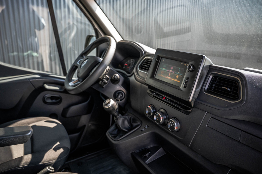 Renault Master 2.3 dCi L3H2 | LED | Airco | Camera | Cruise | PDC | Trekhaak | Imperiaal