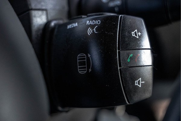 Renault Master 2.3 dCi L3H2 | LED | Airco | Camera | Cruise | PDC | Trekhaak | Imperiaal