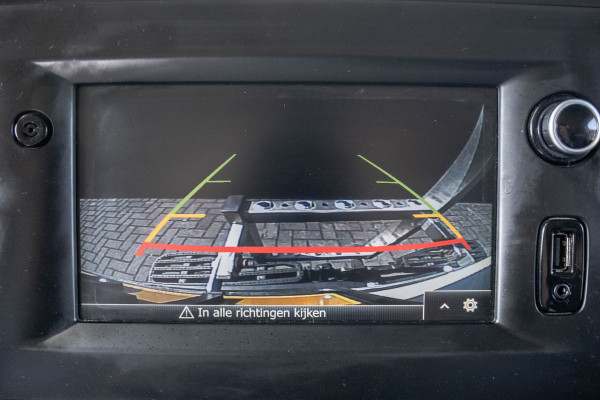 Renault Master 2.3 dCi L3H2 | LED | Airco | Camera | Cruise | PDC | Trekhaak | Imperiaal