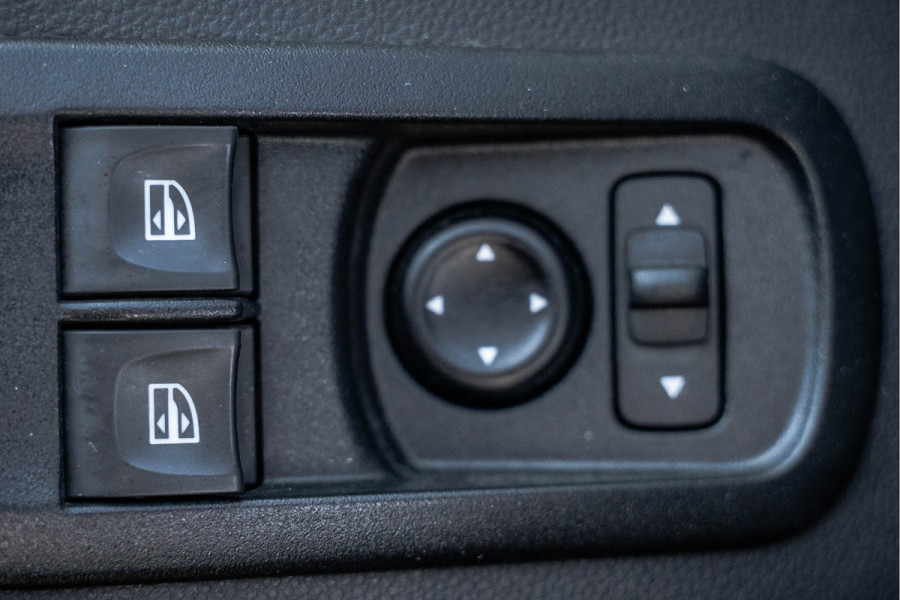 Renault Master 2.3 dCi L3H2 | LED | Airco | Camera | Cruise | PDC | Trekhaak | Imperiaal