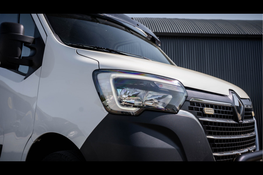 Renault Master 2.3 dCi L3H2 | LED | Airco | Camera | Cruise | PDC | Trekhaak | Imperiaal