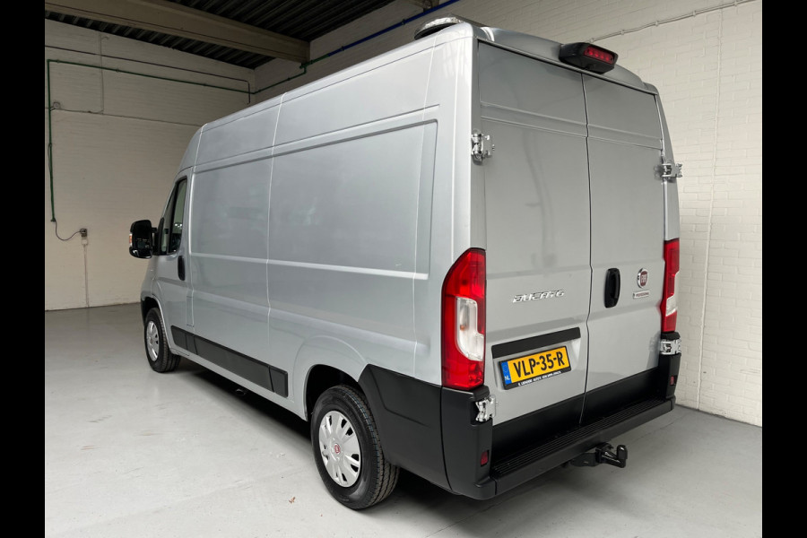 Fiat Ducato Automaat 30 2.3 MultiJet 140pk euro6 L2H2 3Persoons Airco Navigatie Trekhaak Zilvergrijs Metallic RIJKLAARPRIJS!