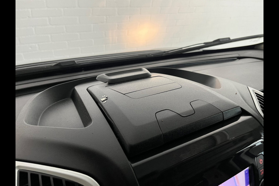 Fiat Ducato Automaat 30 2.3 MultiJet 140pk euro6 L2H2 3Persoons Airco Navigatie Trekhaak Zilvergrijs Metallic RIJKLAARPRIJS!