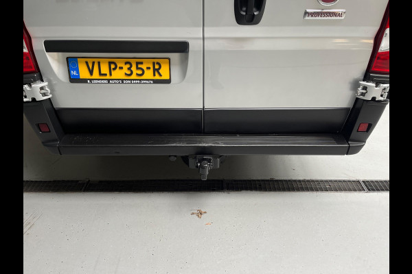 Fiat Ducato Automaat 30 2.3 MultiJet 140pk euro6 L2H2 3Persoons Airco Navigatie Trekhaak Zilvergrijs Metallic RIJKLAARPRIJS!