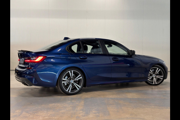 BMW 3-serie 330e High Executive | M-SPORT | ACC | LEDER | ZWART HEMEL