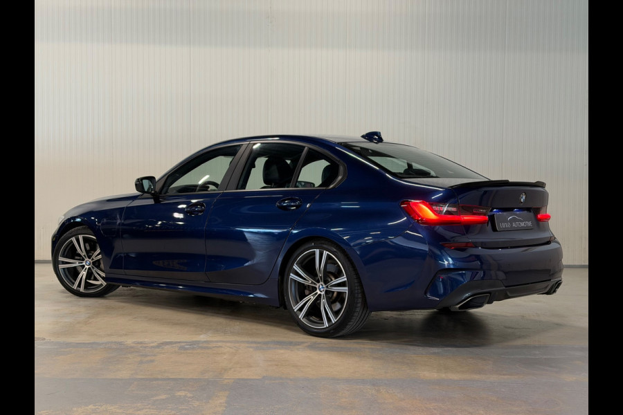 BMW 3-serie 330e High Executive | M-SPORT | ACC | LEDER | ZWART HEMEL