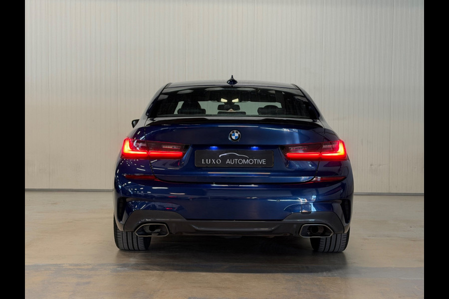 BMW 3-serie 330e High Executive | M-SPORT | ACC | LEDER | ZWART HEMEL