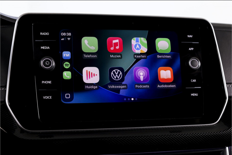 Volkswagen T-Cross 1.0 TSI 115 PK R-Line - Automaat | Dig. Cockpit | Adapt. Cruise | Camera | PDC | App. Connect | ECC | DAB | LM 18" | 2240