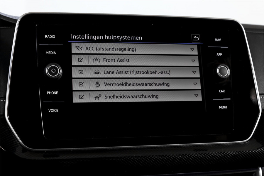 Volkswagen T-Cross 1.0 TSI 115 PK R-Line - Automaat | Dig. Cockpit | Adapt. Cruise | Camera | PDC | App. Connect | ECC | DAB | LM 18" | 2240