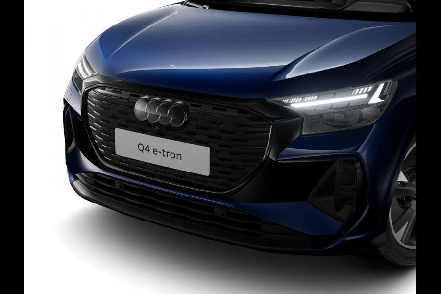 Audi Q4 e-tron 45 S edition Competition 82 kWh 286 pk | Assistentiepakket plus | Comfortpakket | Lichtpakket plus ambient light | Trekhaak |