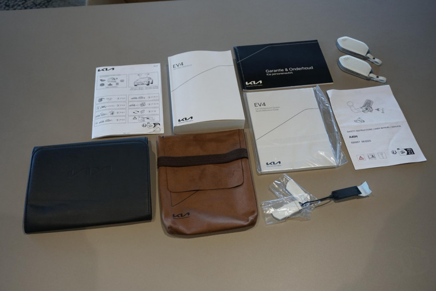 Kia EV4 Fastback GT-PlusLine 81.4 kWh 204 PK *FULL OPTION* + AFN. TREKHAAK