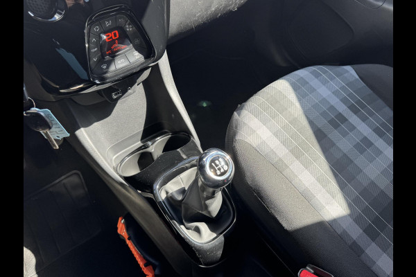 Peugeot 108 1.0 e-VTi Allure | Apple Carplay | Parkeercamera | Prijs is rijklaar