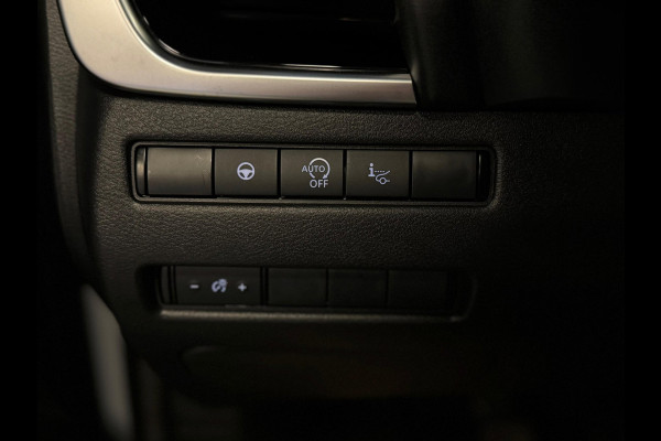 Nissan QASHQAI 1.3 MHEV Premiere Edition / NAP / 360 Camera / Pano/ HUD / Keyless / DAB