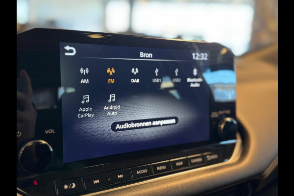 Nissan QASHQAI 1.3 MHEV Premiere Edition / NAP / 360 Camera / Pano/ HUD / Keyless / DAB