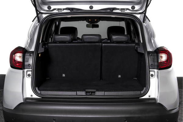 Renault Captur 1.3 TCe 150 PK Intens - Automaat | Cruise | PDC | Camera | NAV+Android Auto | ECC | LED | Trekhaak | LM 17" |