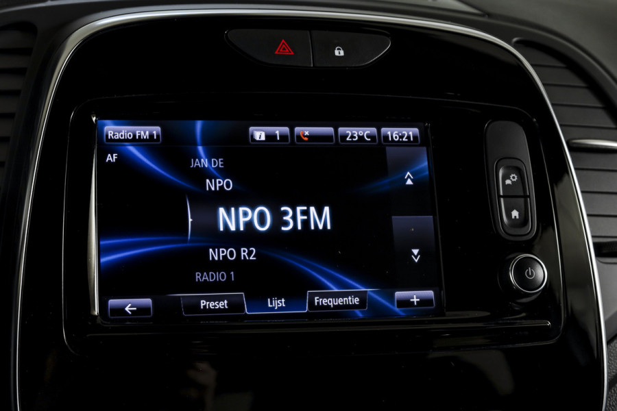 Renault Captur 1.3 TCe 150 PK Intens - Automaat | Cruise | PDC | Camera | NAV+Android Auto | ECC | LED | Trekhaak | LM 17" |