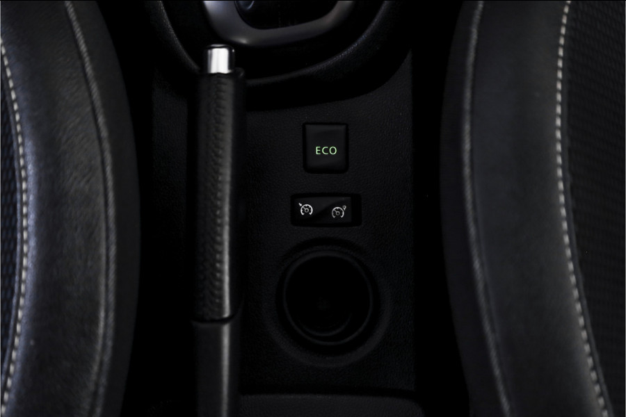 Renault Captur 1.3 TCe 150 PK Intens - Automaat | Cruise | PDC | Camera | NAV+Android Auto | ECC | LED | Trekhaak | LM 17" |