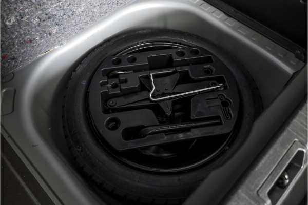 Renault Captur 1.3 TCe 150 PK Intens - Automaat | Cruise | PDC | Camera | NAV+Android Auto | ECC | LED | Trekhaak | LM 17" |