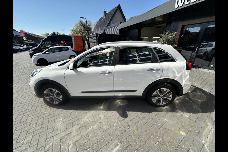 Kia e-Niro DynamicLine 64 kWh | 3-Fase | Camera | Adaptieve cruise control | NL-Auto |