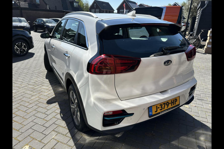 Kia e-Niro DynamicLine 64 kWh | 3-Fase | Camera | Adaptieve cruise control | NL-Auto |