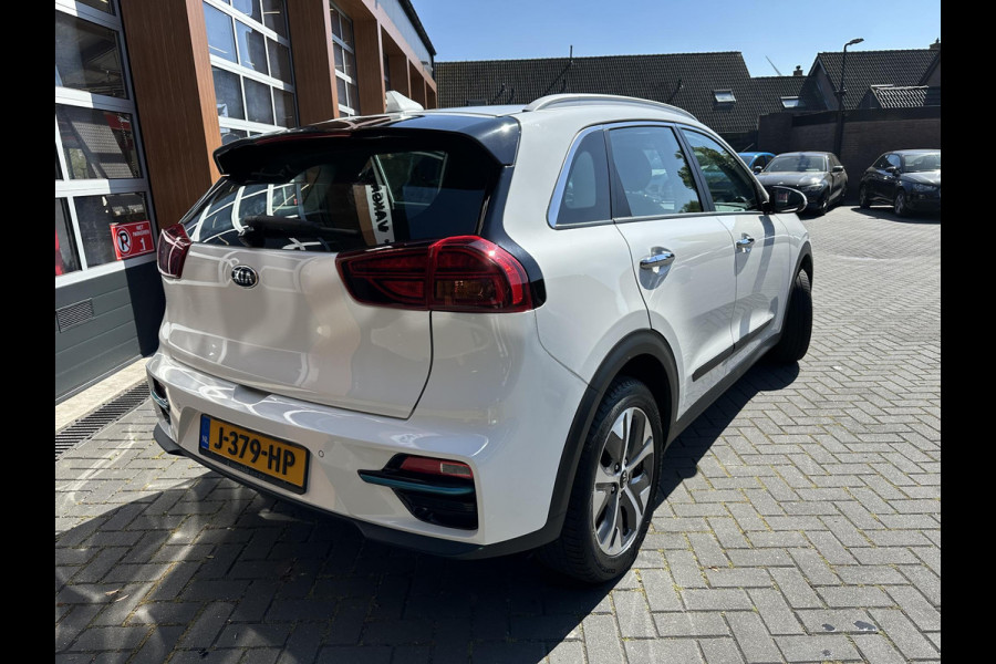 Kia e-Niro DynamicLine 64 kWh | 3-Fase | Camera | Adaptieve cruise control | NL-Auto |